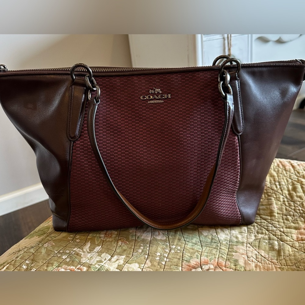 Coach F57246 Legacy Jacquard Burgundy Ava Tote